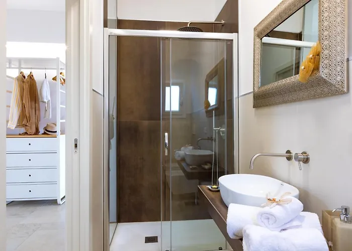 Valentinus * أُجينتو