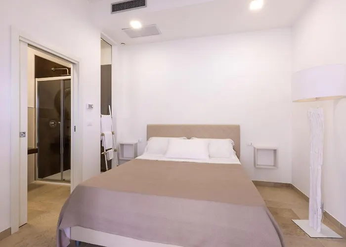 Valentinus * أُجينتو